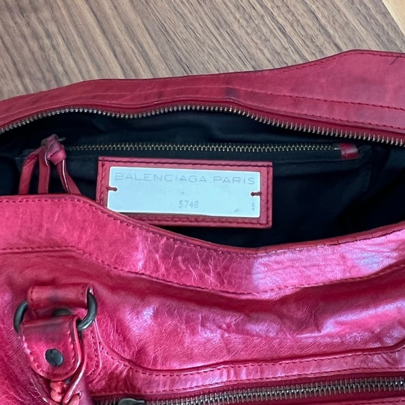 Balenciaga shoulder bag. Authentic - Picture 11 of 13